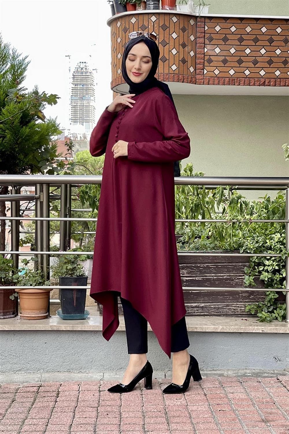 Aksesuar Düğmeli Tesettür Tunik BORDO — görsel 1/5