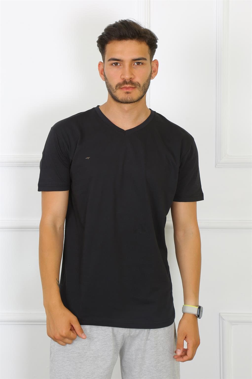 Erkek Siyah %100 Pamuklu T-Shirt 27486 — görsel 1/4