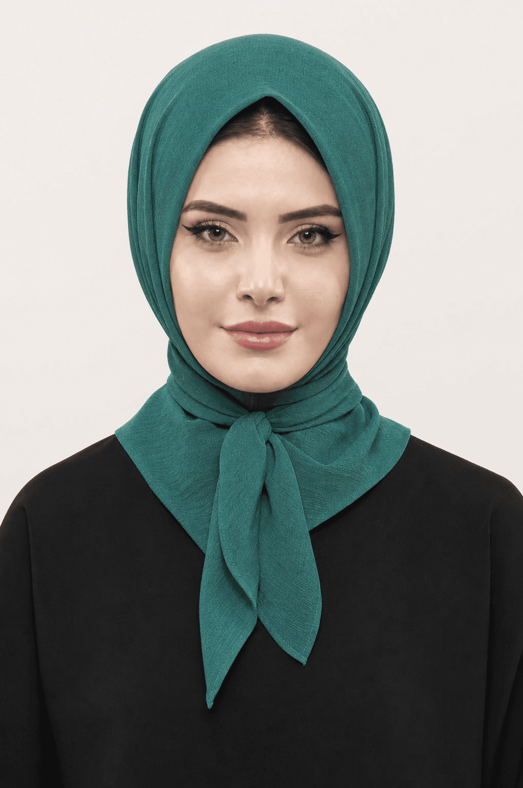 Petrol Yeşili Köpük Hazır Eşarp — görsel 1/3