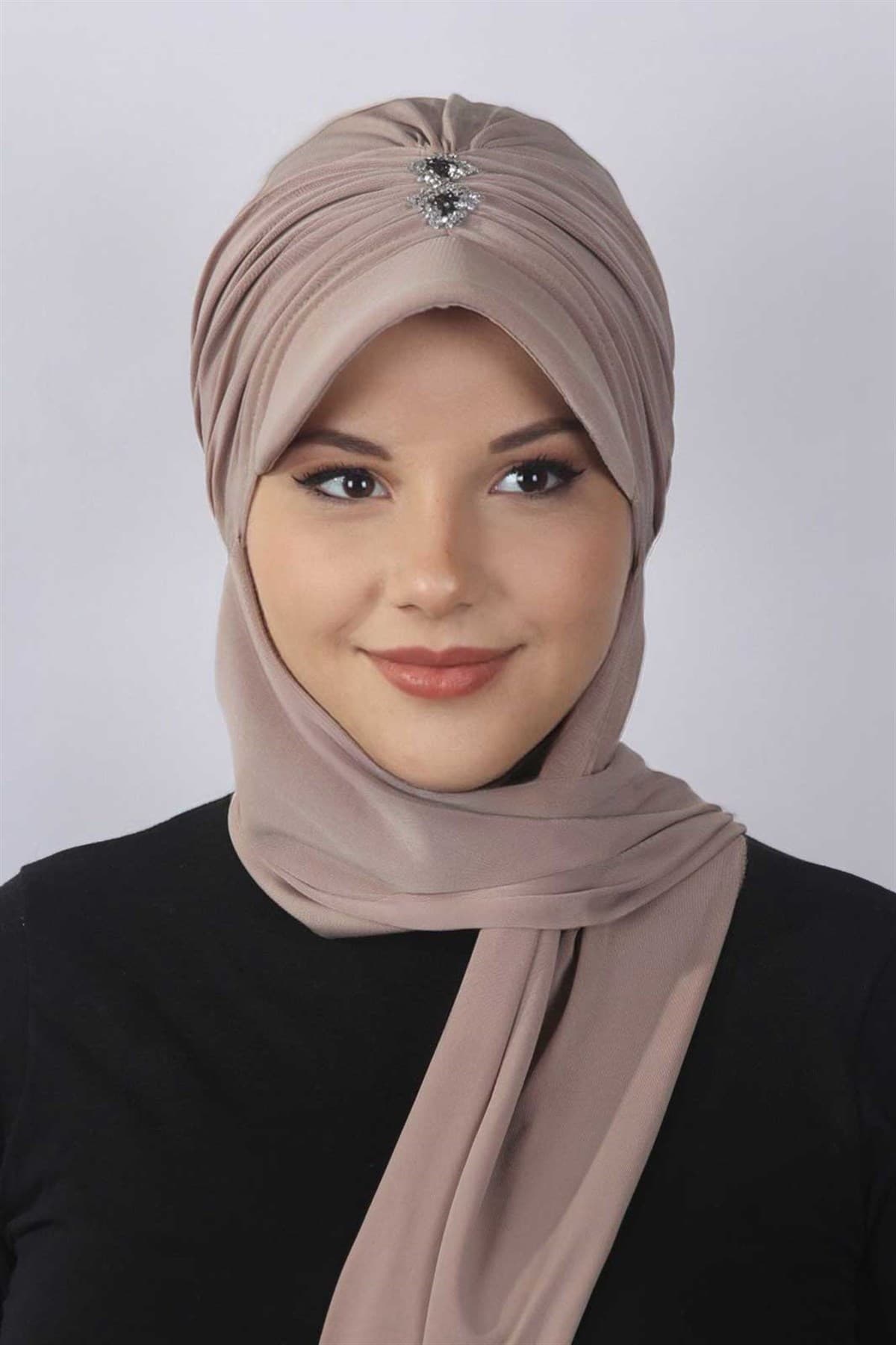 Taşlı Atkılı Şapka Taş — görsel 1/1