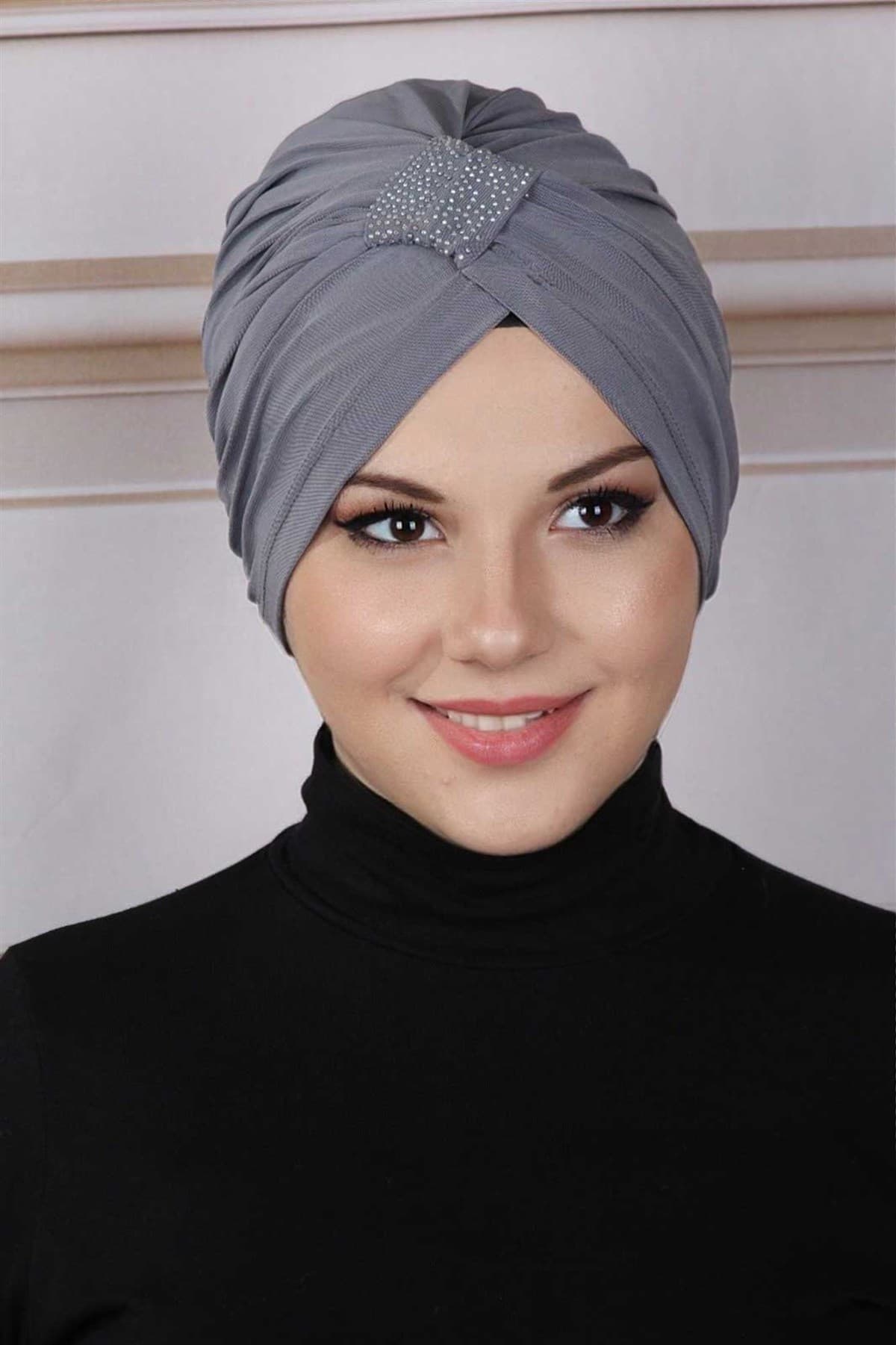 Taşlı Çapraz Bone Gri — görsel 1/1