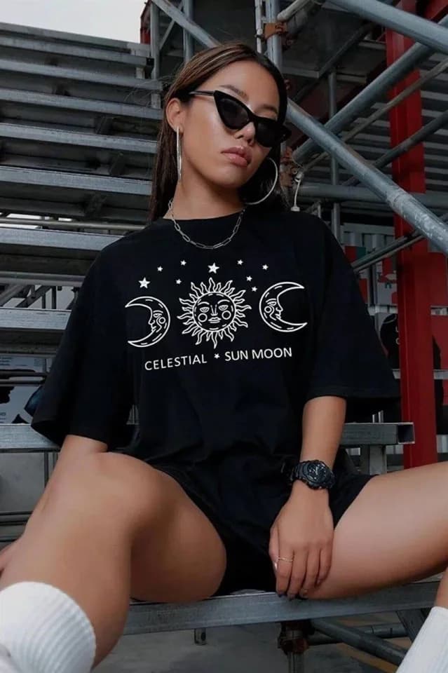 Unisex Baskılı Oversize T-Shirt - Siyah — görsel 1/4
