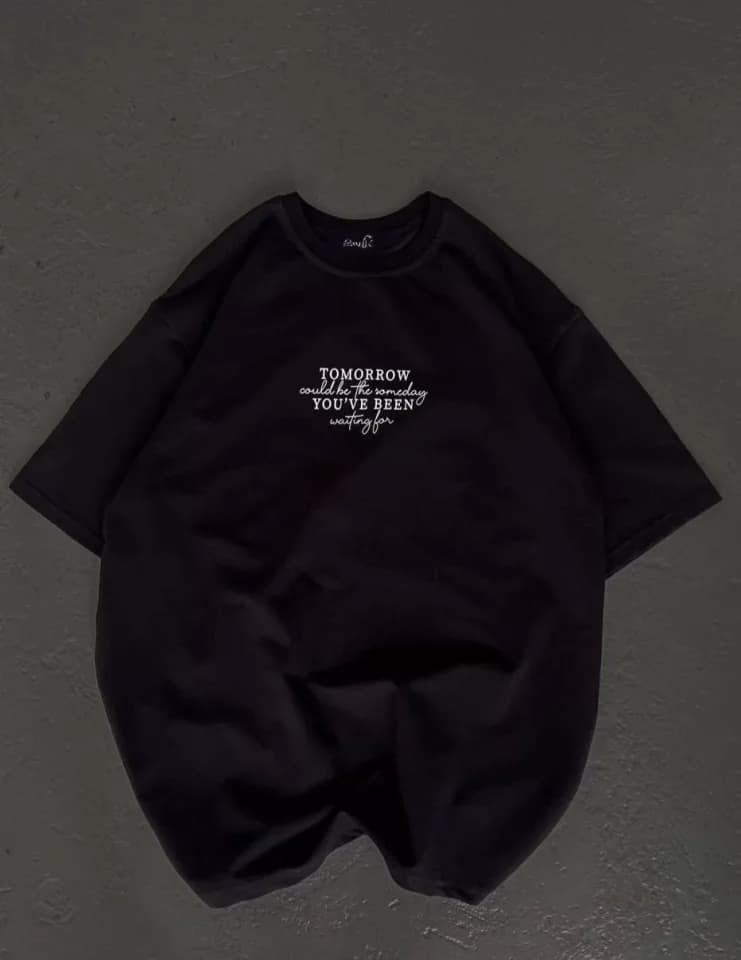 Unisex Bisiklet Yaka Baskılı Oversize T-Shirt - Siyah — görsel 1/1