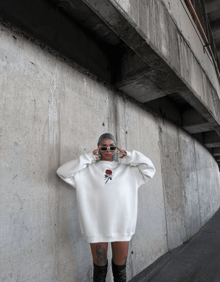 Oversize Üç İplik Bisiklet Yaka Baskılı SweatShirt - Beyaz — görsel 1/4