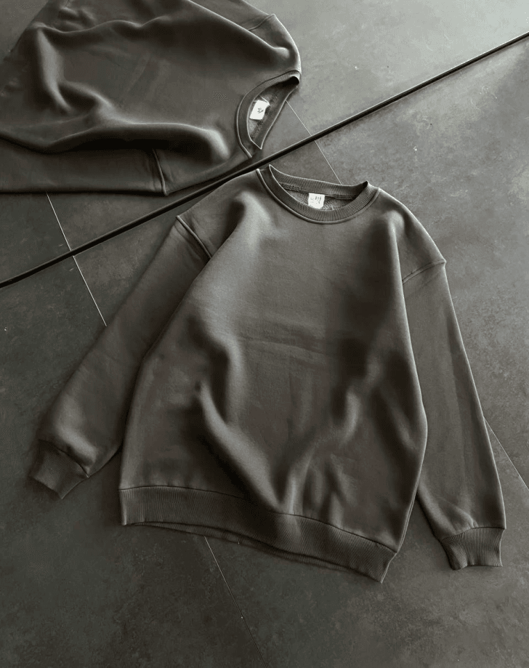 Kışlık Bisiklet Yaka Üç İplik Basic SweatShirt - Füme — görsel 1/2