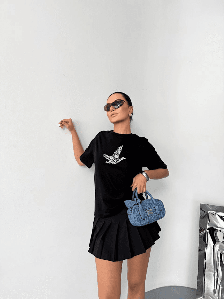 Kısa Kol Baskılı T-shirt - Siyah — görsel 1/4