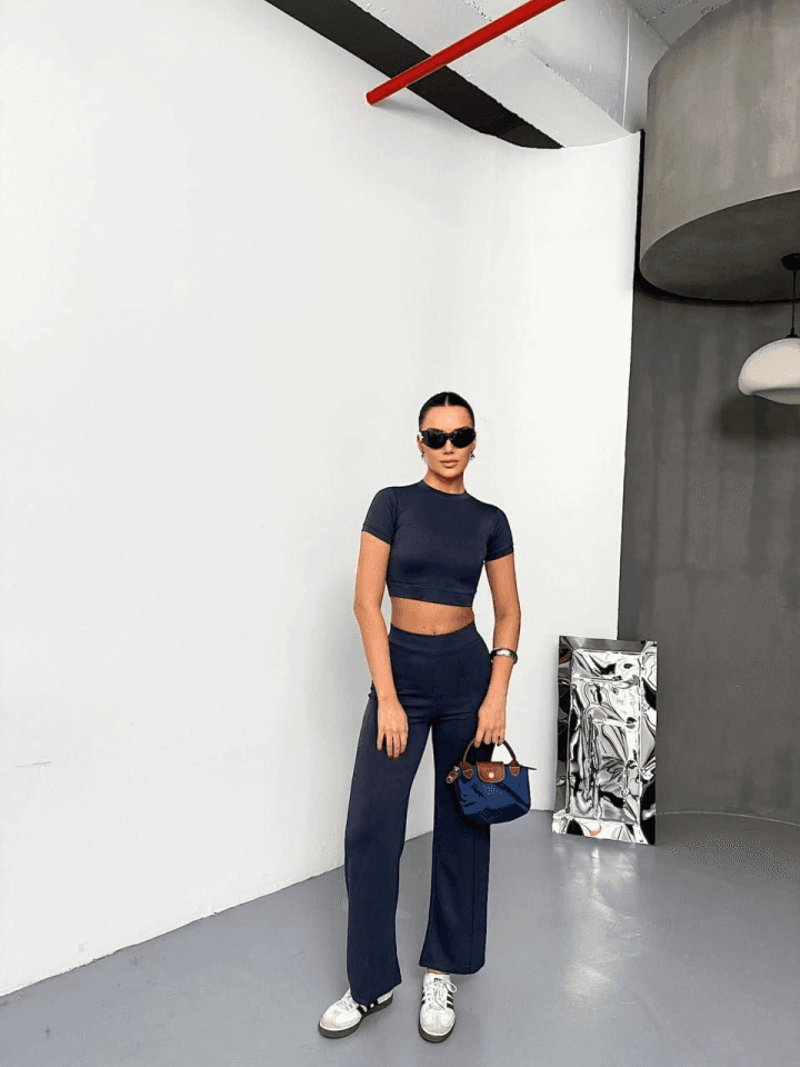 Osy Modal Yumuşak Dokulu Kumaş Kısa Kollu Crop Alt Ispanyol Paça Pantalon Ikili Takım - Füme — görsel 1/2
