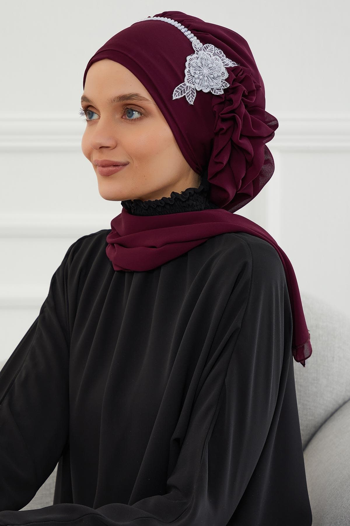 Taşlı Çiçek Aksesuarlı Tasarım Şifon Hazır Türban,HT-62 Mürdüm