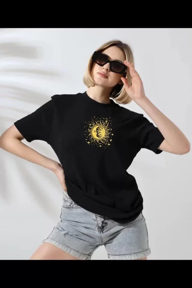 Unisex Bisiklet Yaka Baskılı T-Shirt - Siyah — görsel 1/1