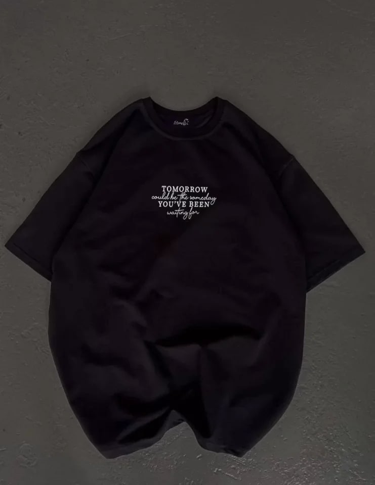 Unisex Bisiklet Yaka Baskılı Oversize T-Shirt - Siyah — görsel 1/1