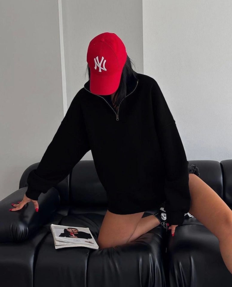 Yarım Fermuarlı Üç İplik Sweatshirt - Siyah — görsel 1/1