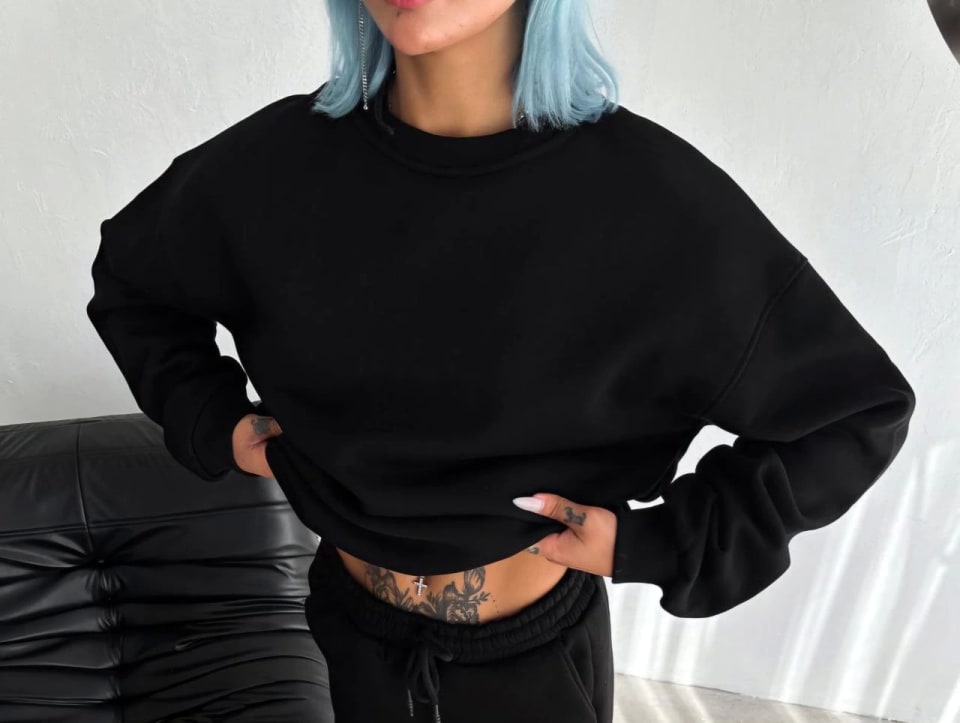 Kışlık Bisiklet Yaka Üç İplik Basic Sweatshirt - Siyah — görsel 1/4