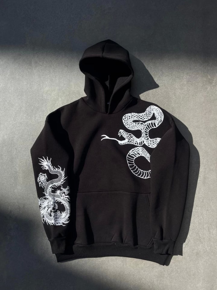 Uzun Kol Kapüşonlu Baskılı Sweatshirt - Siyah — görsel 1/3