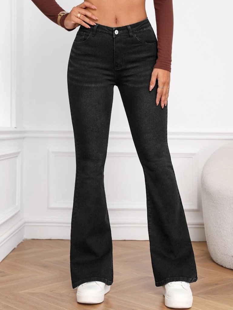 Kadın Yüksek Bel Cepli İspanyol Paçalı Kot Jeans Pantolon — görsel 1/8