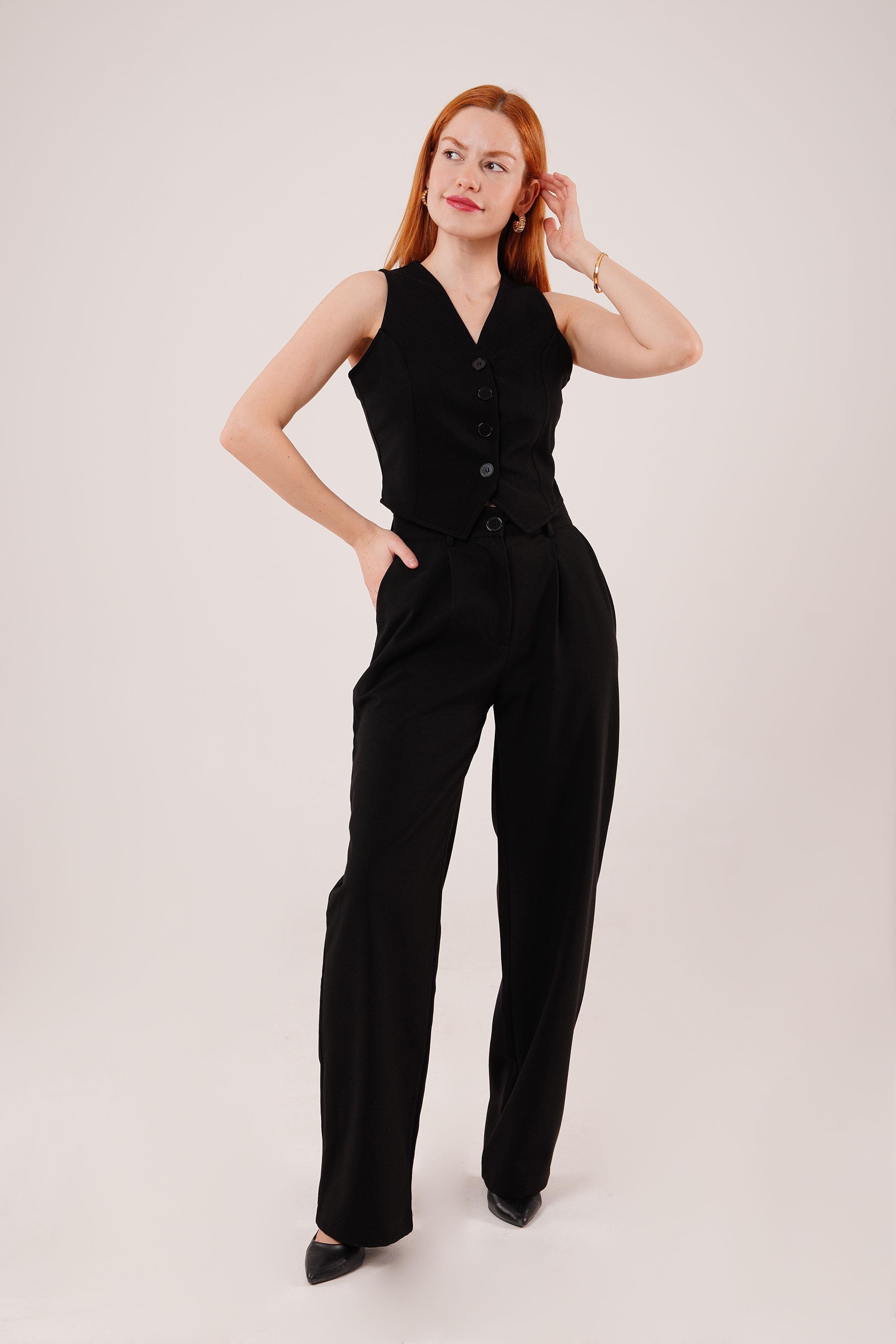 Premium Model Oturtmalı Siyah Pantolon — görsel 1/4