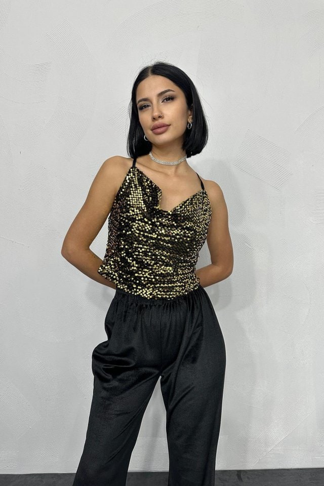Gold Askılı Degaje Bluz — görsel 1/3