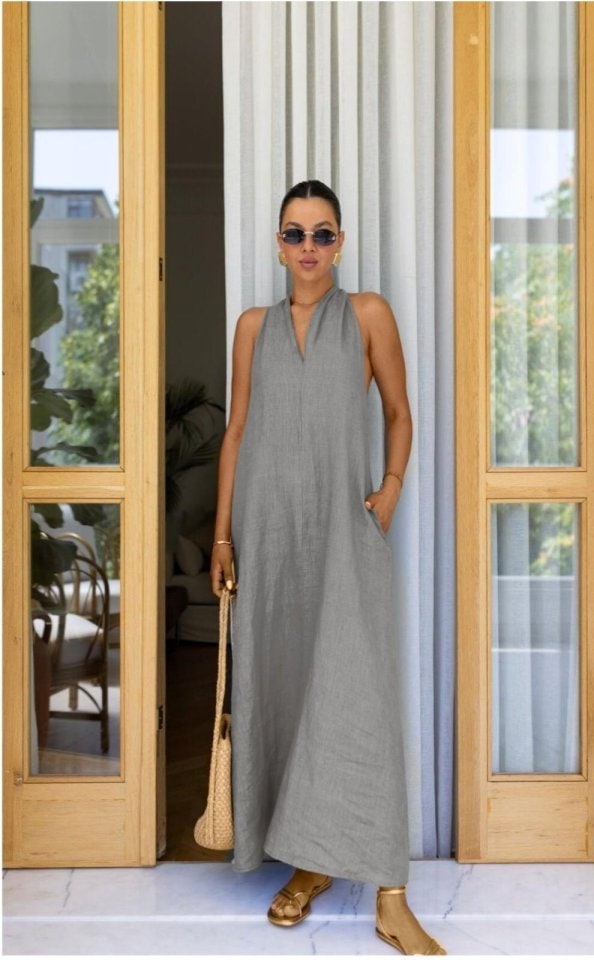 V Yaka Paraşüt Elbise — görsel 1/2