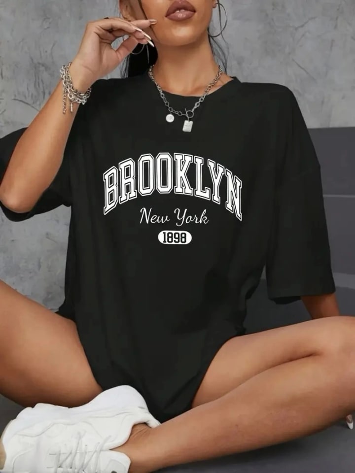 Baskılı Oversize Bisiklet Yaka T-Shirt - Siyah — görsel 1/4