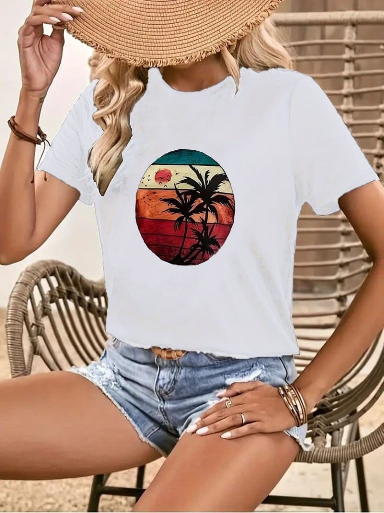 Kadın Kısa Kollu Palmiye Baskılı Viskon T-Shirt — görsel 1/8
