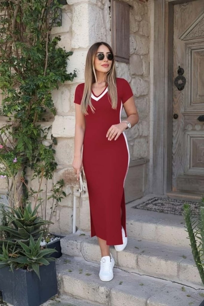 Kadın Kısa Kollu V Yakalı Yandan Şerit Ve Yırtmaçlı Viskon Uzun Elbise — görsel 1/3