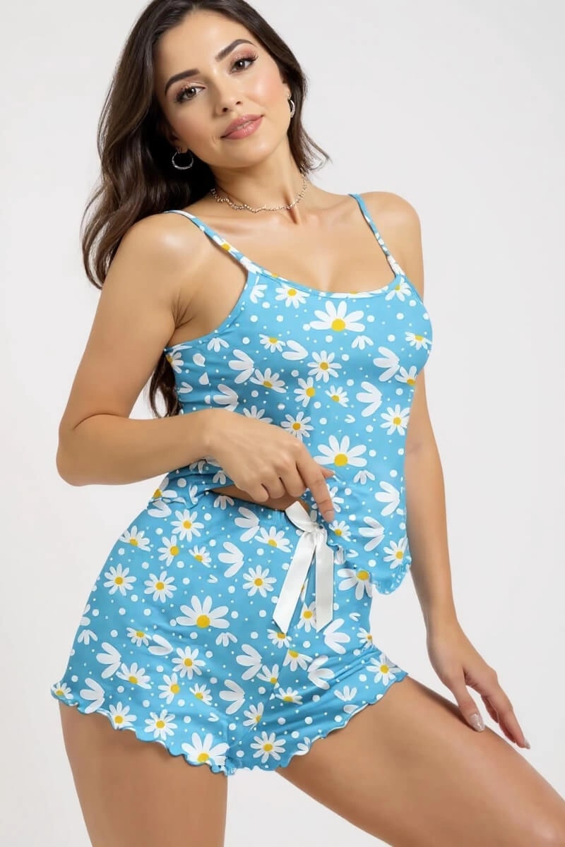Papatya Baskılı Mavi Askılı Şortlu Pijama Takımı — görsel 1/3